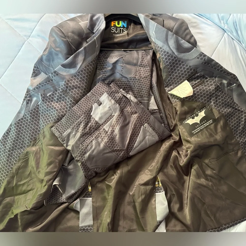 FUN Suits Batman Patterned - Picture 3 of 5